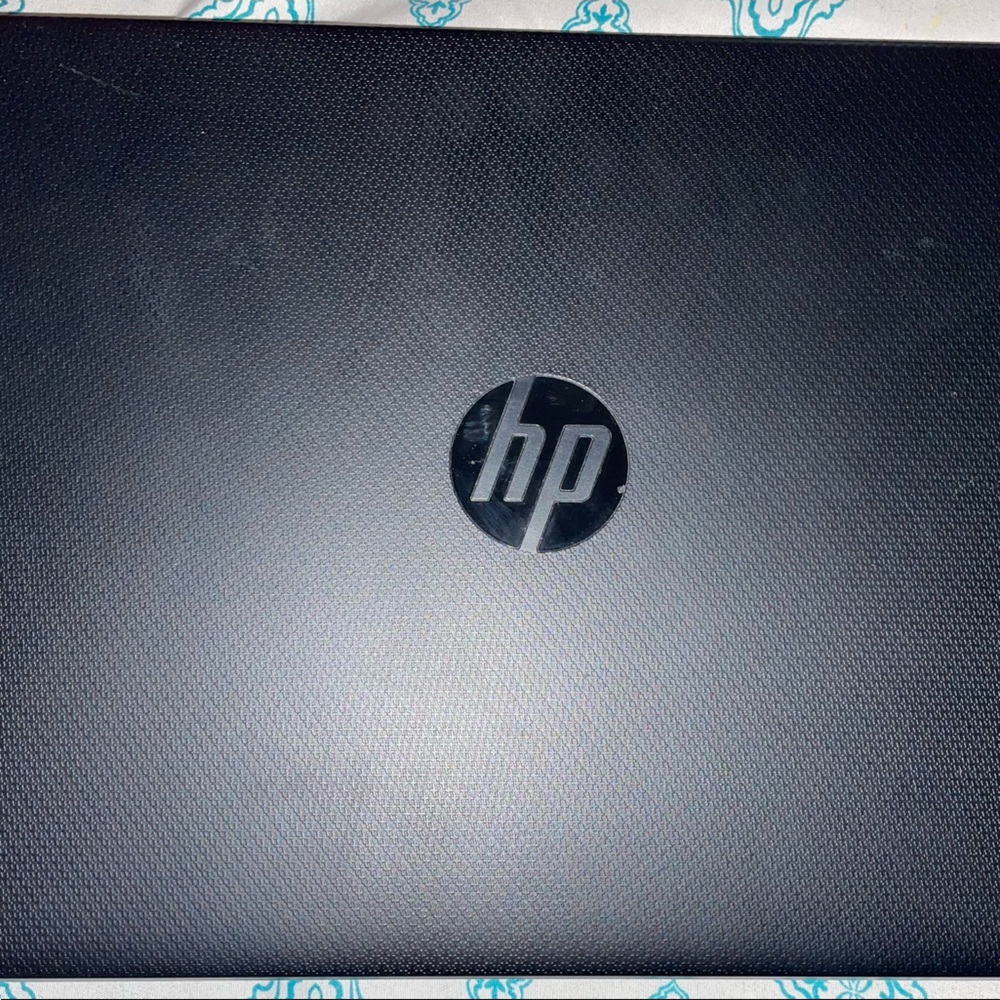 Hp laptop , barely used , good condition